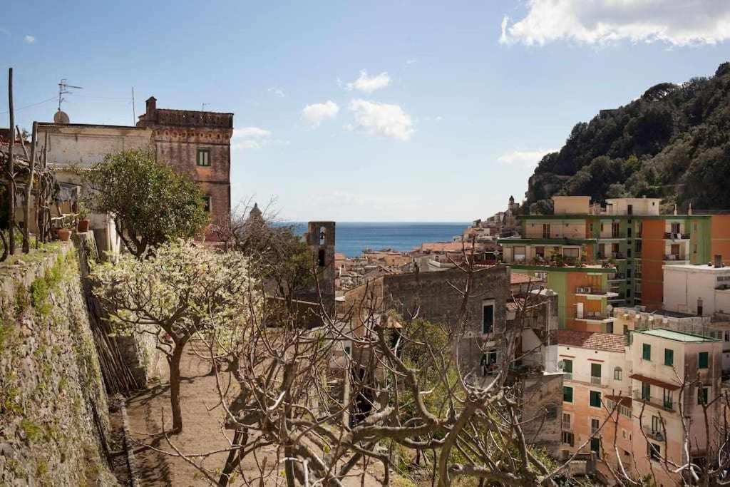 Donna Saretta Casetta Tradizionale Amalfitana Buitenkant foto